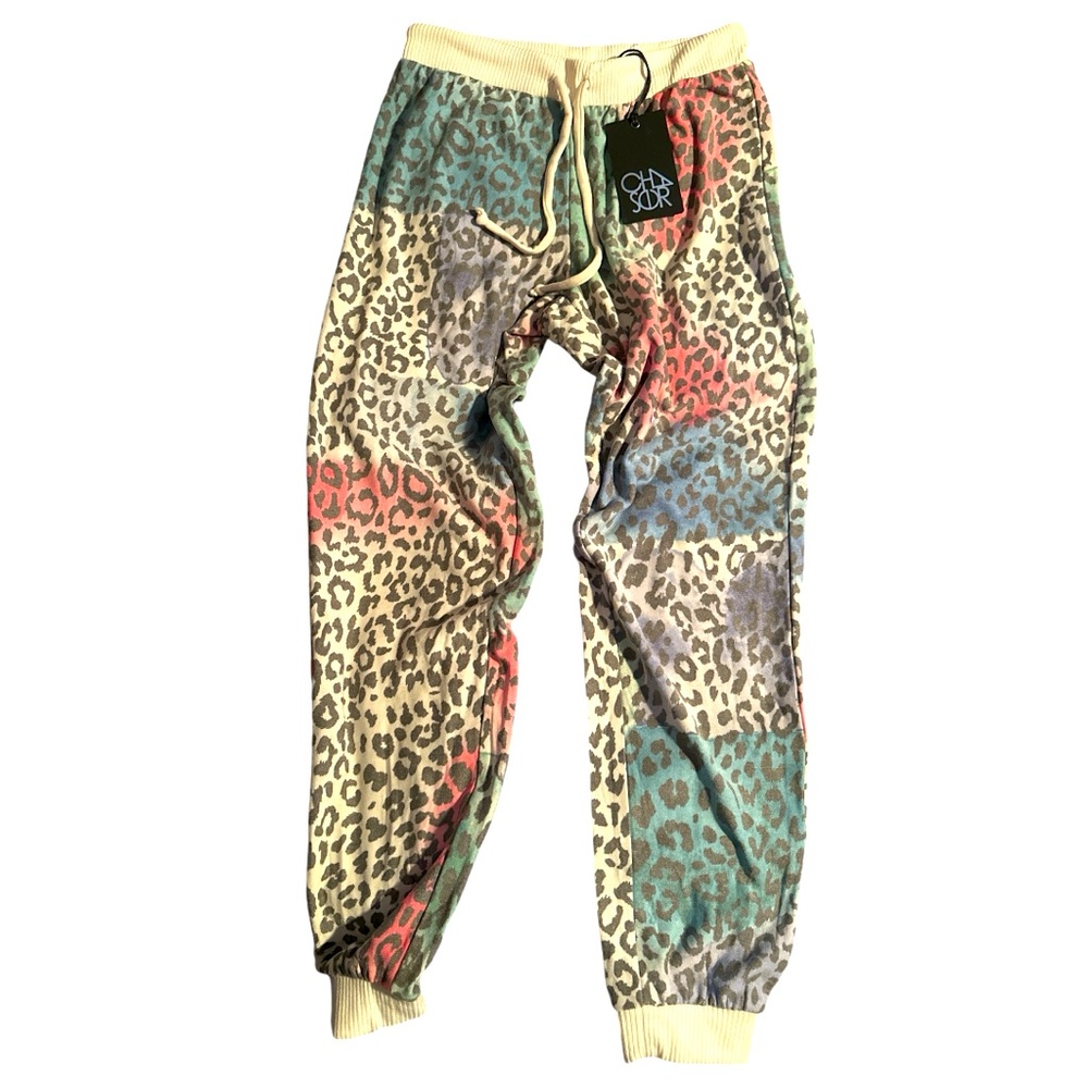 Chaser Women’s Jogger Pants – Multicolored Leopard Athleisure - NWT